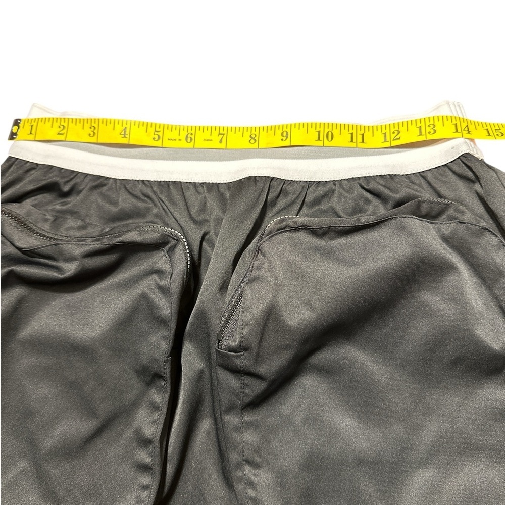 AKIRA Black Cargo Shorts Relaxed Fit - Picture 8 of 10